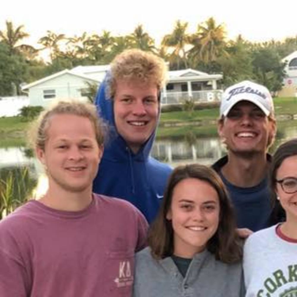 Meet your Posher, Seth